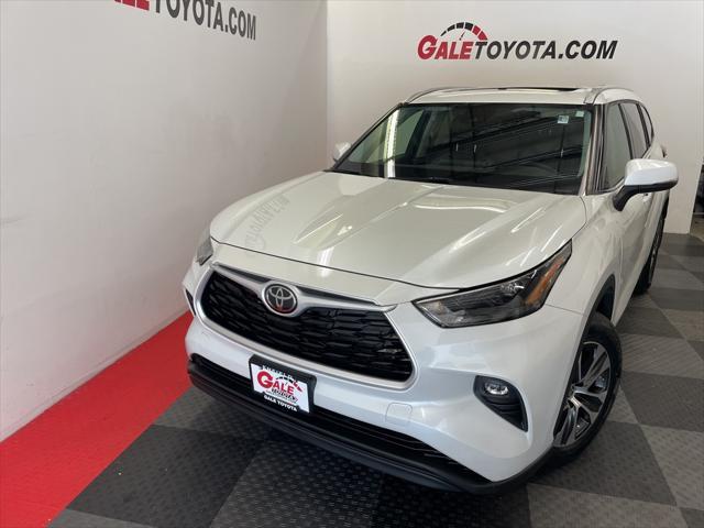 2022 toyota highlander xle
