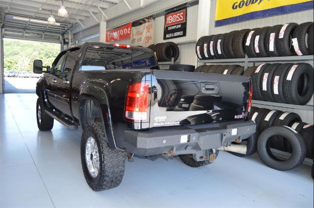 2011 gmc sierra 2500hd denali 4x4 denali 4dr crew cab sb for sale in brattleboro, vermont