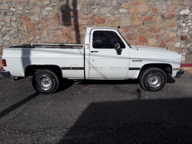 1990 chevrolet cheyenne 2500 regular cab short bed pickup 2 wheel drive