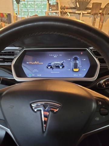 2013 tesla model s base