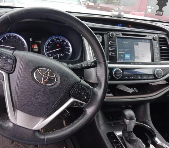 2018 toyota highlander xle