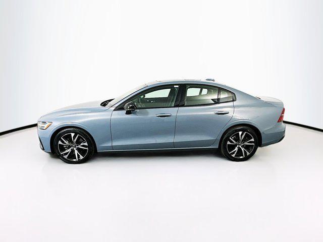 2024 volvo s60 b5 core dark theme