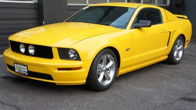 2005 ford mustang gt premium