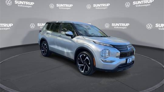 2022 mitsubishi outlander es