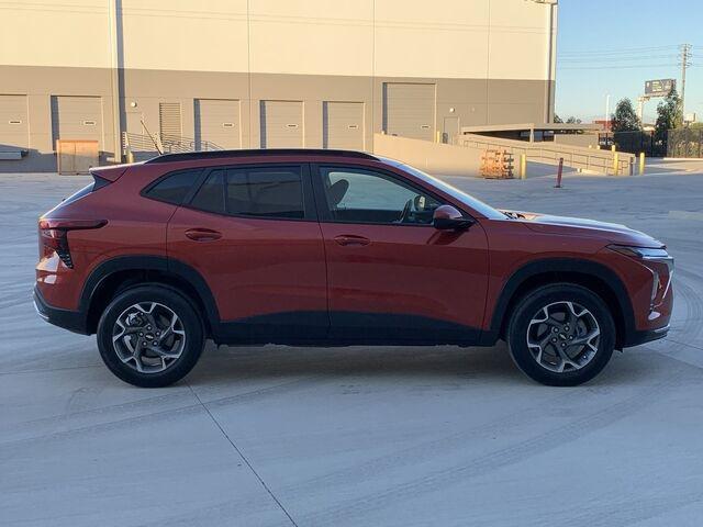2024 chevrolet trax lt