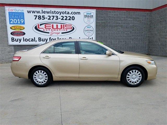 used 2011 toyota camry le topeka, ks 66614 for sale in topeka, kansas