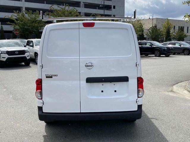 2021 nissan nv200 s