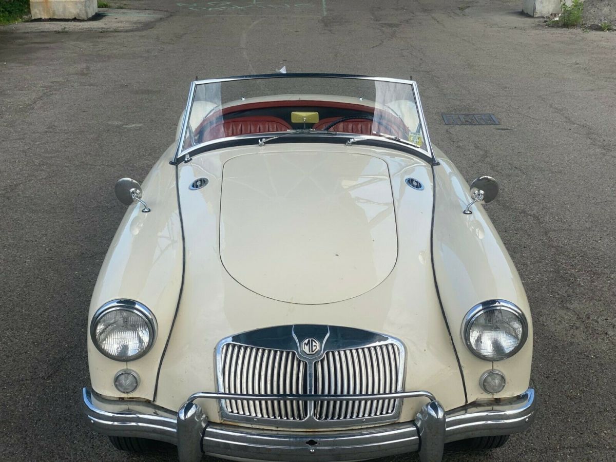 1959 mg mga restored barn find (original paint & interior, everything else new)