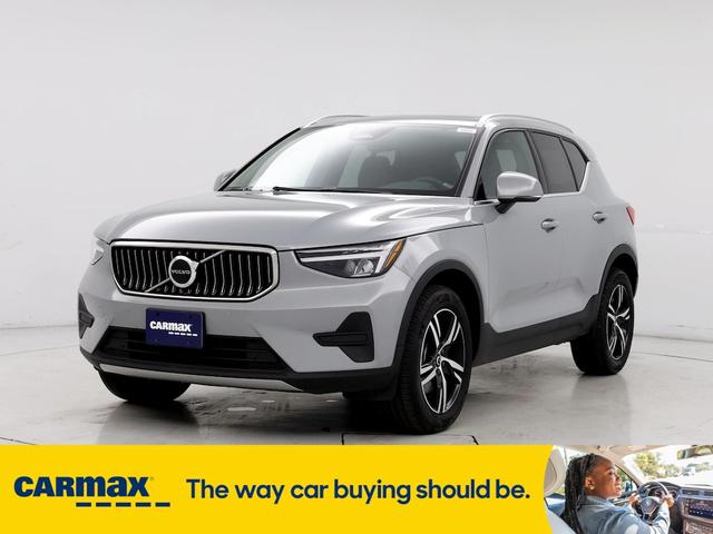 2024 volvo xc40 b5 core bright theme