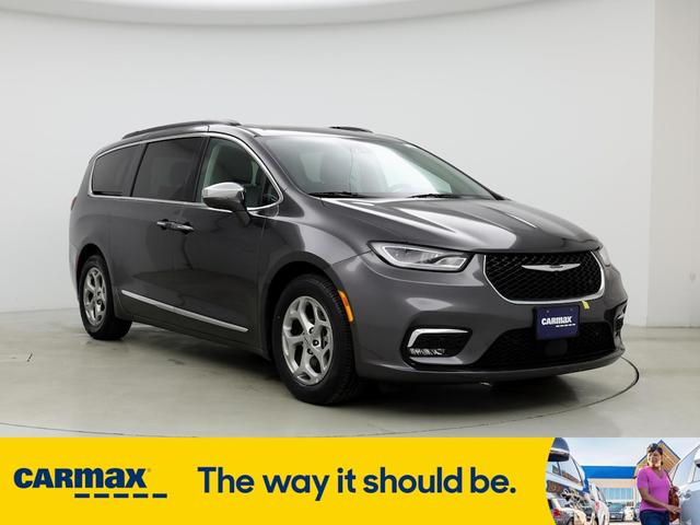 2022 chrysler pacifica limited