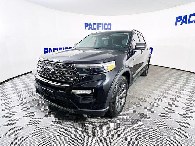 2021 ford explorer xlt