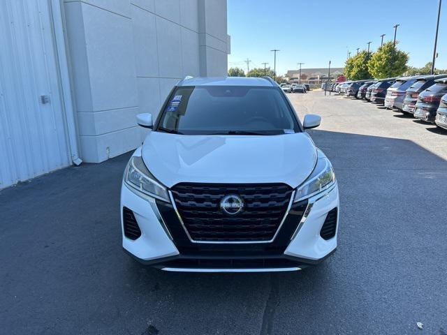 2022 nissan kicks sv