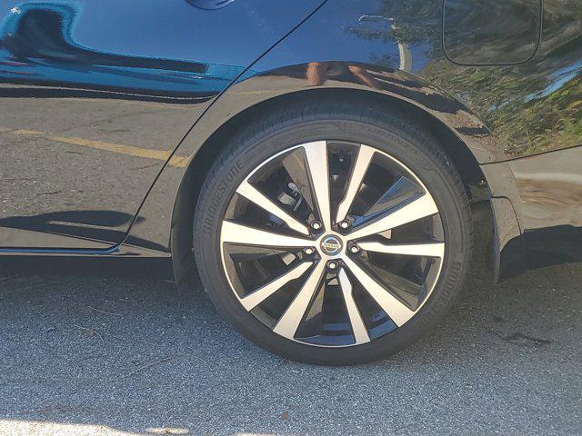 2022 nissan altima sr fwd