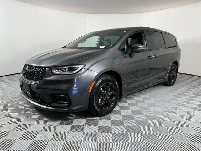 2022 chrysler pacifica hybrid limited