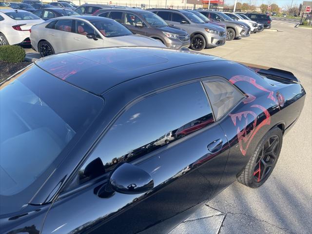 2012 dodge challenger srt8 392