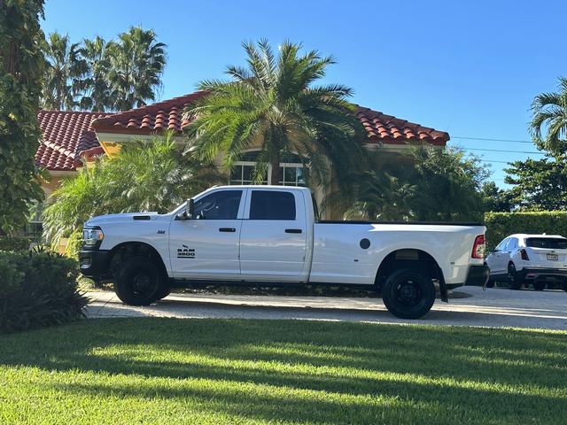 2022 ram 3500 tradesman