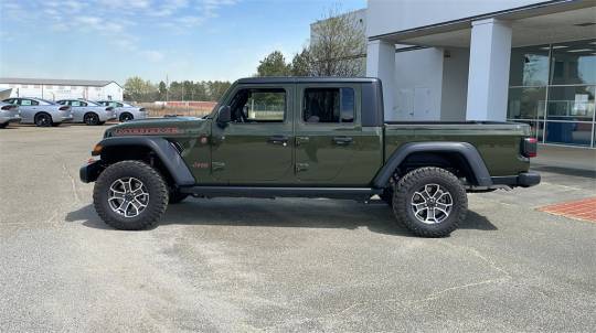 2024 Jeep Gladiator