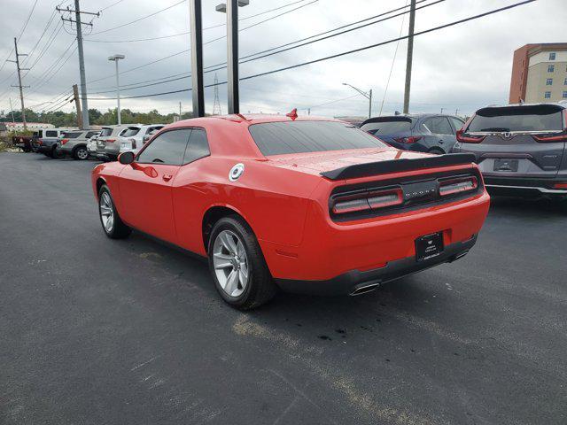 2023 dodge challenger sxt