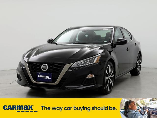 2021 nissan altima sr