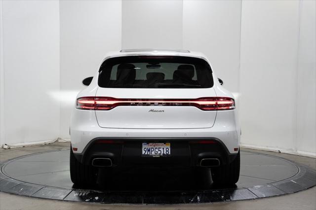 2024 porsche macan base