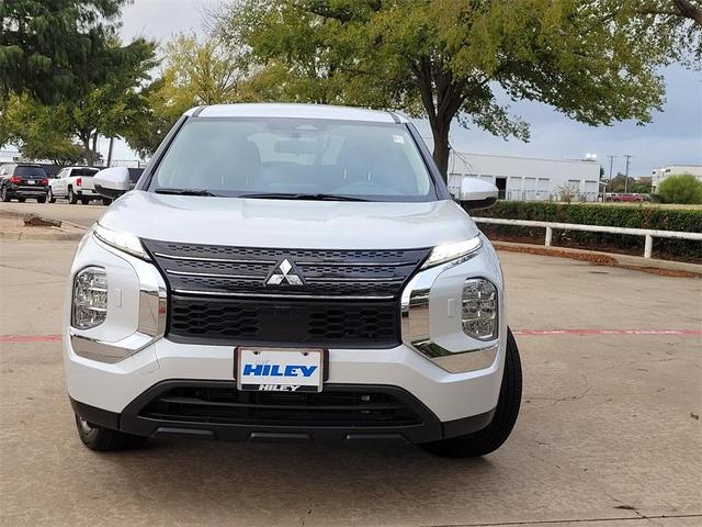 2022 mitsubishi outlander es