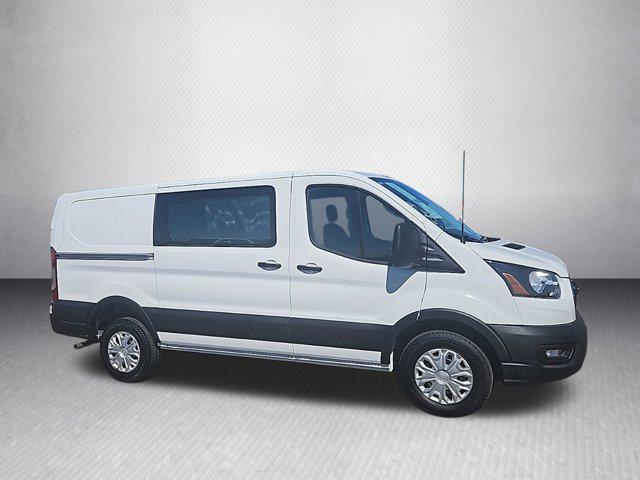2023 ford transit-250 base