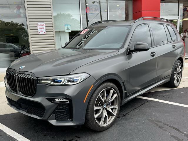 2022 bmw x7 m50i