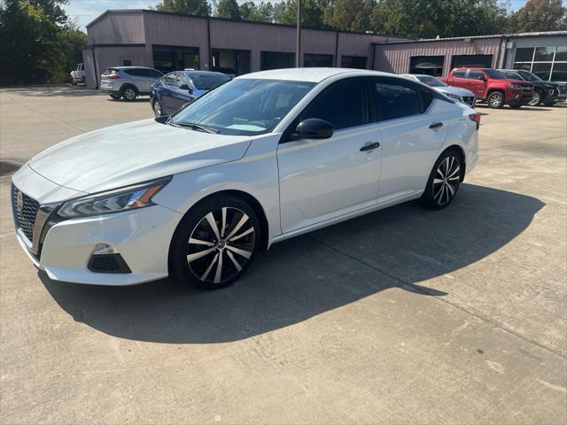 2020 nissan altima sr fwd