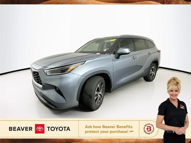 2021 toyota highlander xle