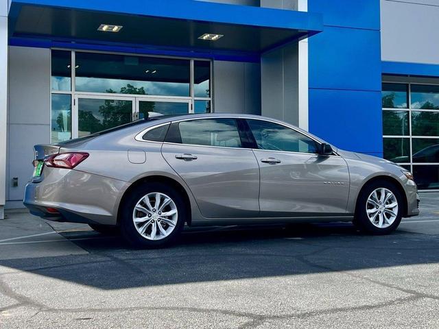 2022 chevrolet malibu lt