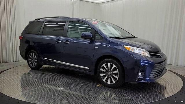 2018 toyota sienna xle