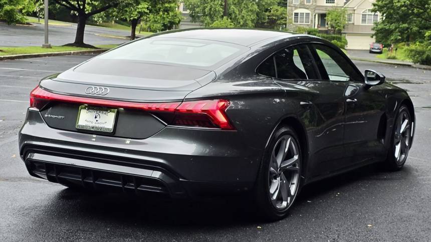 2022 audi e-tron gt quattro prestige