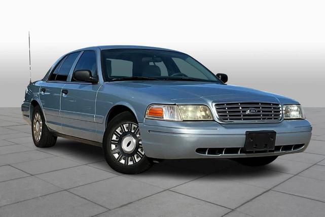 2005 ford crown victoria base