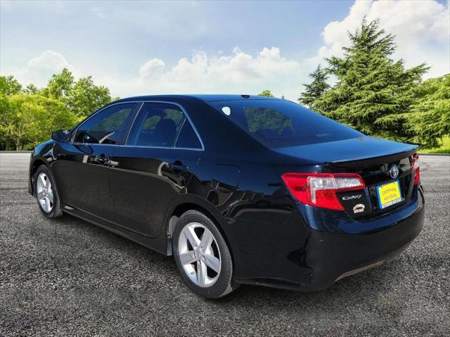 2014 toyota camry se