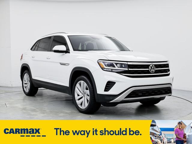 2022 volkswagen atlas cross sport se w/tech
