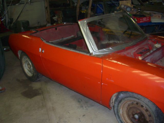 1967 fiat 850 spider body shell for restoration, parts, or ???
