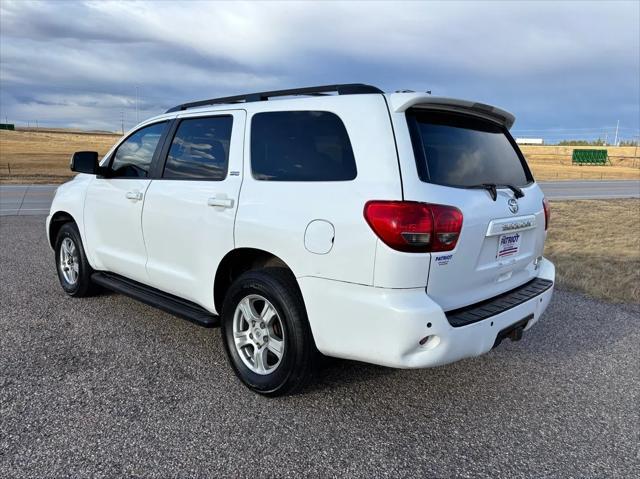 2012 toyota sequoia sr5