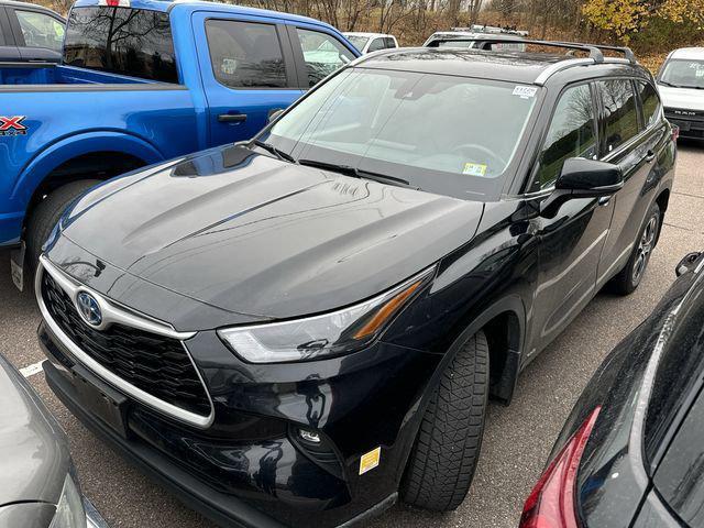 2022 toyota highlander hybrid xle
