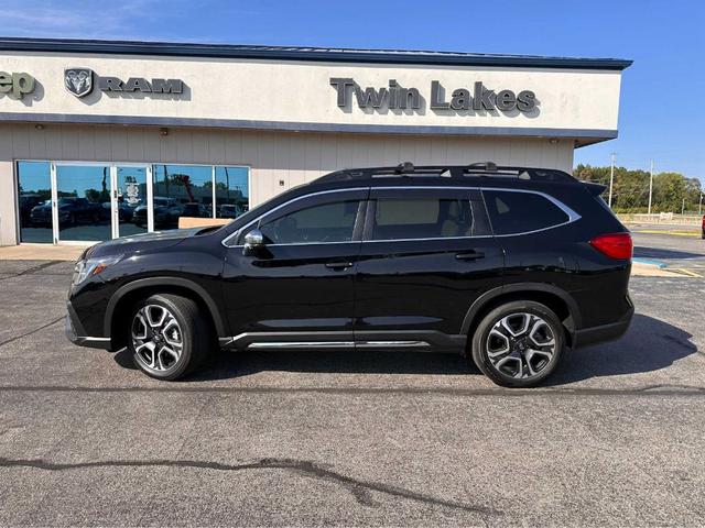 2023 subaru ascent limited 7-passenger