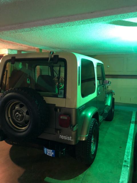 1990 jeep wrangler sahara - hard top convertible - 4.2 l engine