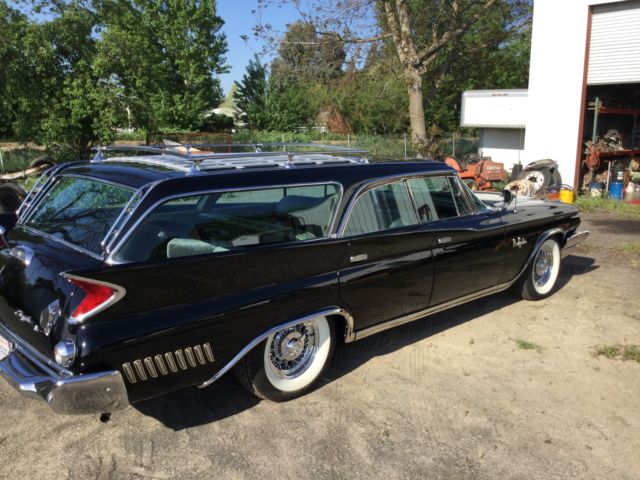 9 passenger wagon