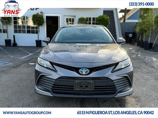 2021 toyota camry le