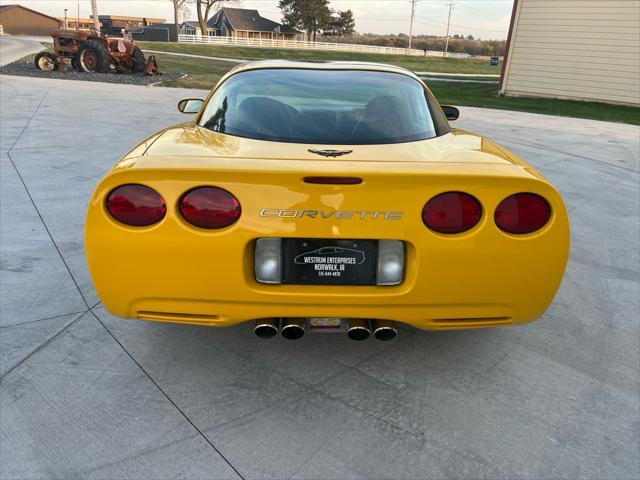2000 chevrolet corvette base