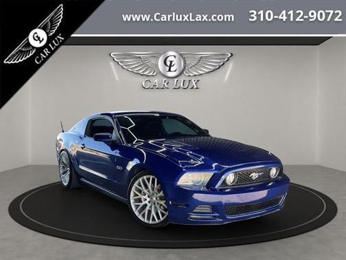 2013 ford mustang