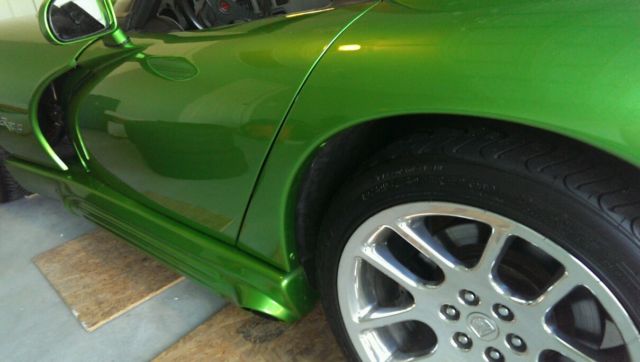 1993 dodge viper rt/10 with 19,xxx miles. with roof and good tires on srt rims