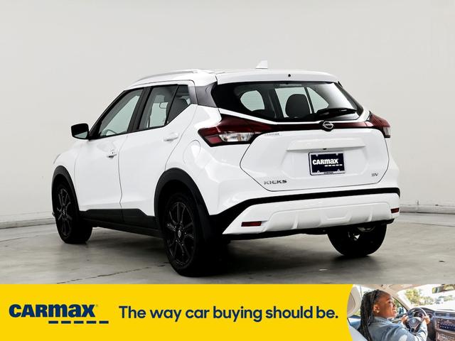 2023 nissan kicks sv