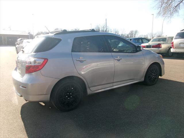 2009 toyota matrix base
