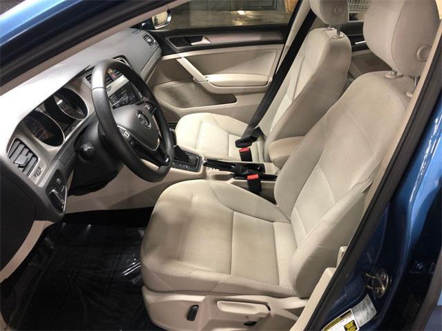 2016 volkswagen golf sportwagen tsi s 4-door