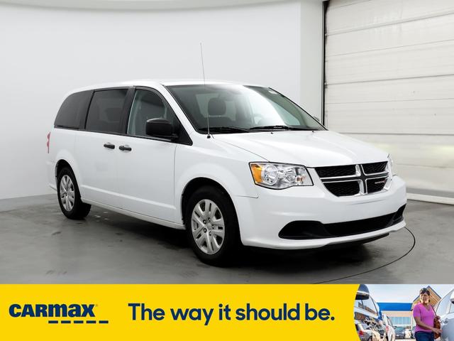 2020 dodge grand caravan se