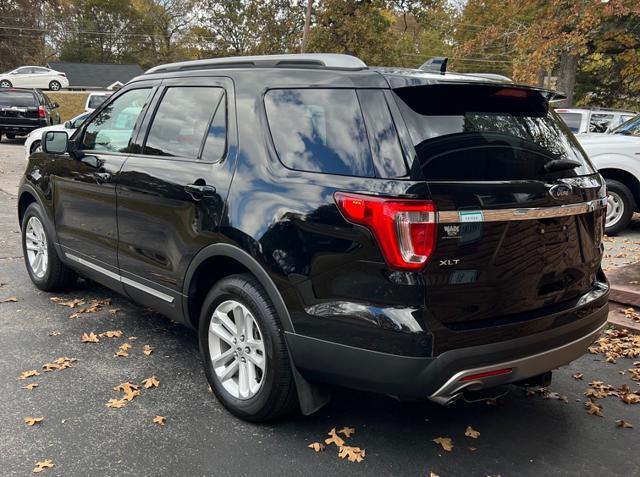 2017 ford explorer xlt